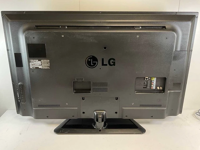 Lg (47ln570v) 47”, 1920x1080 (fhd) led monitor - afbeelding 4 van  6