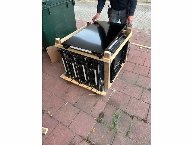 Lg 47lv35a-5b videowall 9-delig - afbeelding 3 van  9