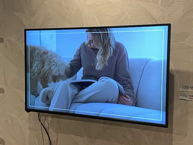 Lg 49sm5kd 49” televisie - afbeelding 1 van  4