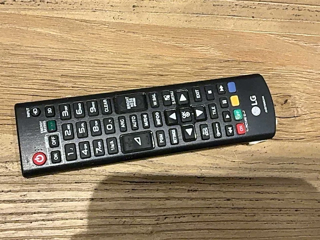 Lg 49sm5kd 49” televisie - afbeelding 3 van  4