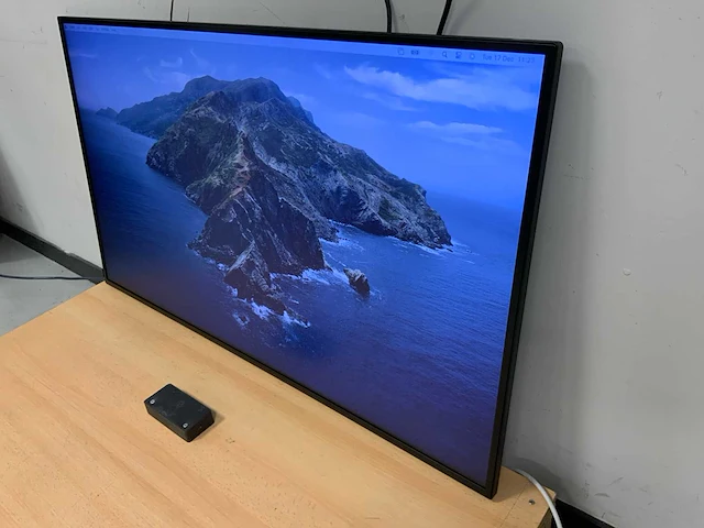 Lg (49uh5e) 49", 3840x2160 (uhd) lcd-monitor - afbeelding 2 van  6