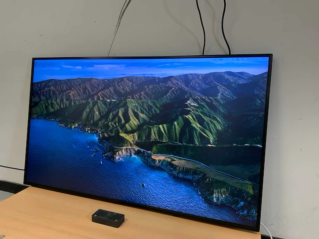 Lg (55uh5e) 55", 3840x2160 (uhd) lcd-monitor - afbeelding 3 van  6