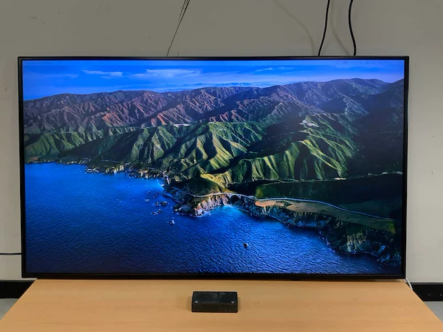 Lg (55uh5e) 55", 3840x2160 (uhd) lcd-monitor - afbeelding 1 van  6