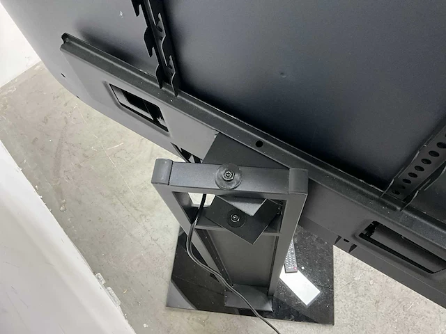 Lg 55ul3j-e televisie - afbeelding 8 van  8