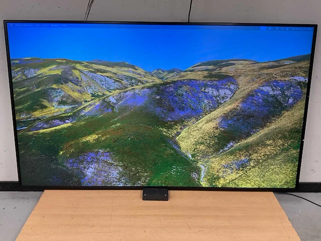 Lg (65uh5e-b) 65”, 3840x2160 (uhd) lcd monitor - afbeelding 1 van  6