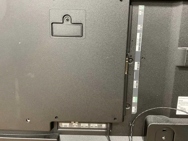 Lg (65uh5e-b) 65”, 3840x2160 (uhd) lcd monitor - afbeelding 5 van  6