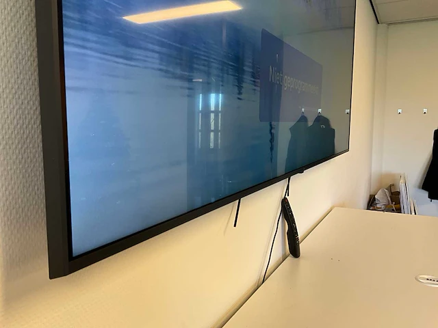 Lg 75uq81003lb televisie - afbeelding 3 van  4