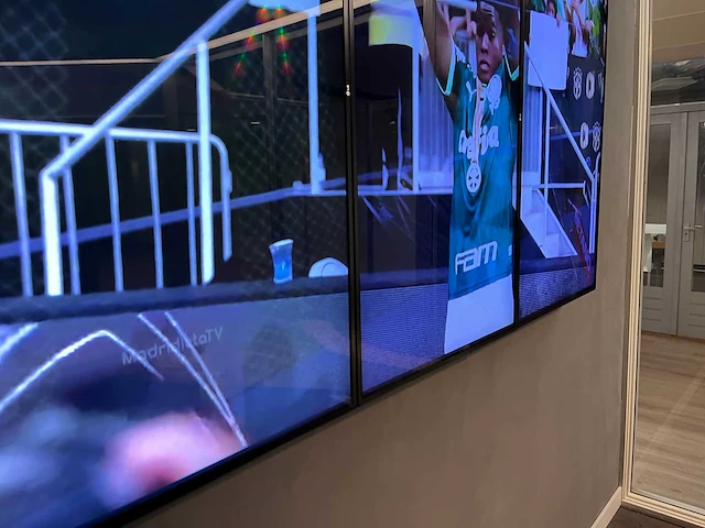 Lg flatron - full hd, ips videowall met muurbeugel - afbeelding 15 van  20