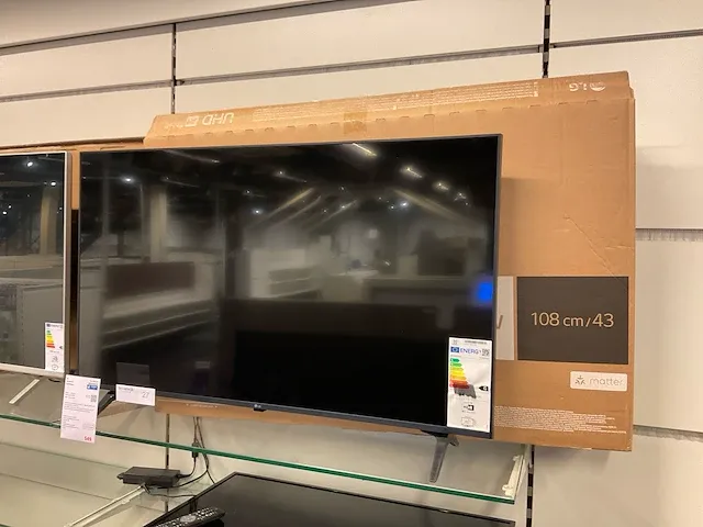 Lg led televisie 43ur80006lj - afbeelding 2 van  3