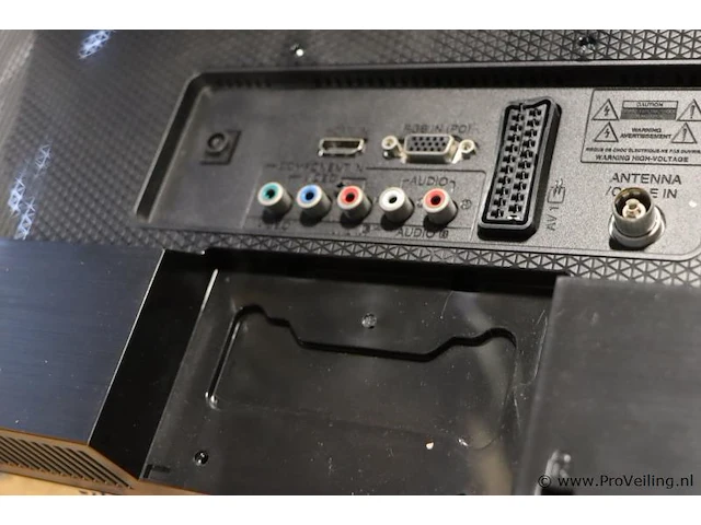 Lg led tv 26"- model 26ma33d - afbeelding 2 van  7