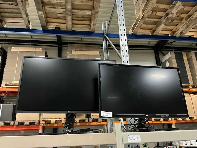 Lg monitoren (2x) - afbeelding 1 van  3