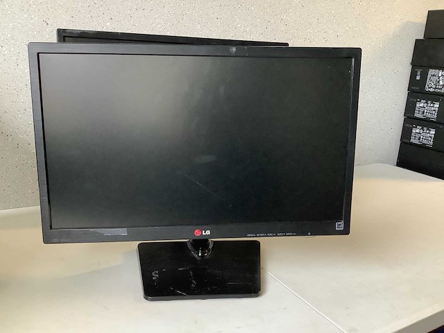 Lg monitoren (4x) - afbeelding 6 van  9