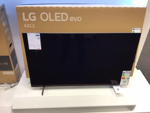 Lg oled televisie 42c24la - afbeelding 2 van  2
