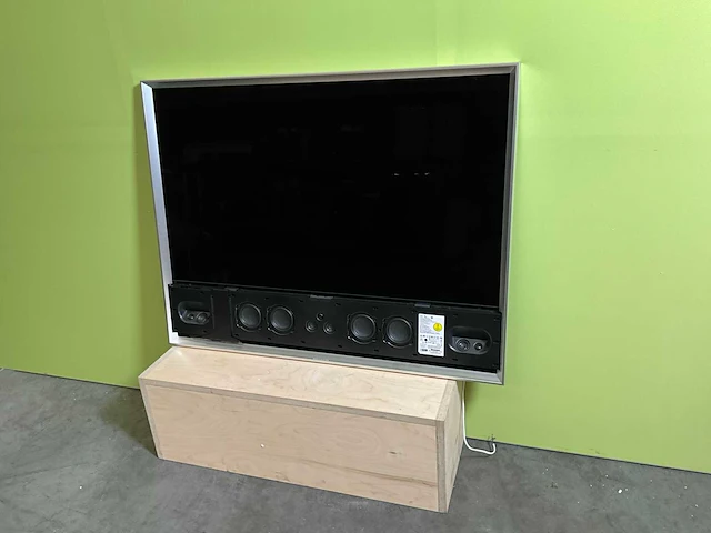 Lg oled48c16la televisie met soundbar - afbeelding 1 van  6