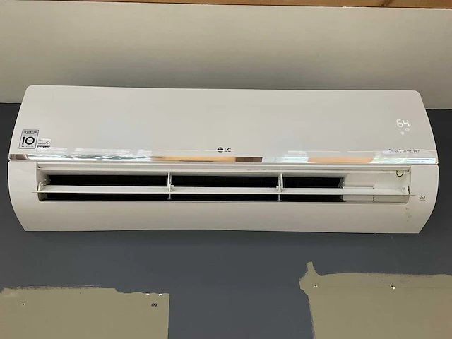 Lg opstelling met airco unit - afbeelding 10 van  12