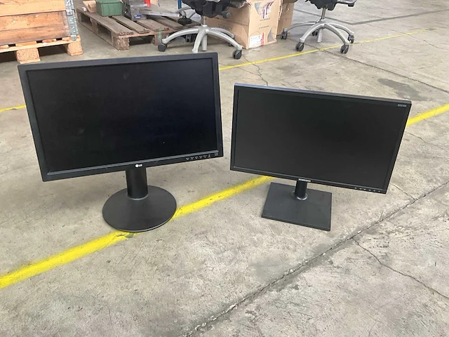 Lg / samsung monitor (11x) - afbeelding 1 van  7