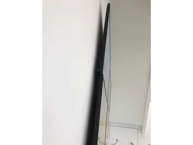Lg televisie (4x) - afbeelding 8 van  8