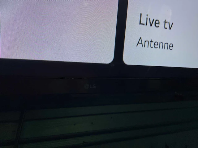 Lg uq70006lb televisie 65” - afbeelding 2 van  3