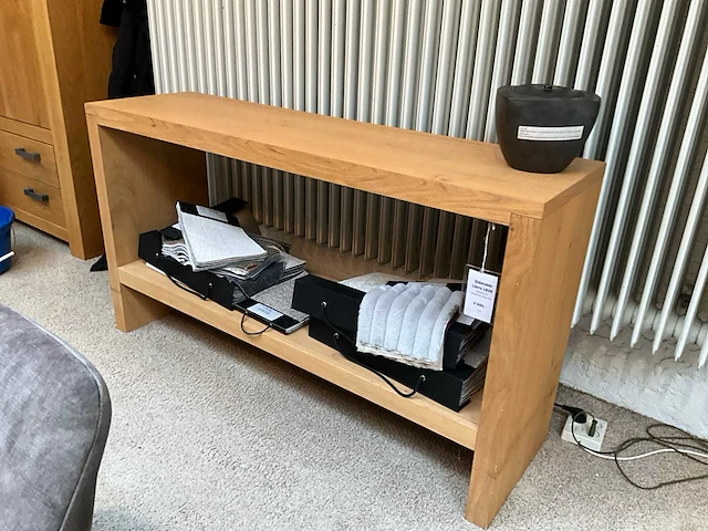Libris eiken sidetable - afbeelding 1 van  6