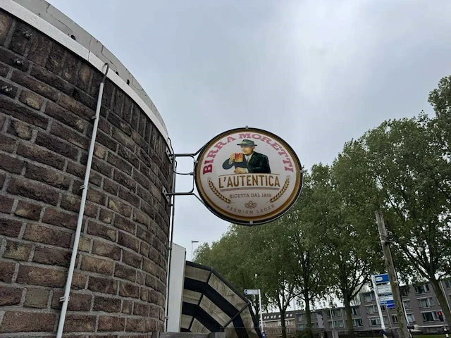 Lichtbak "birra moretti" - afbeelding 2 van  3