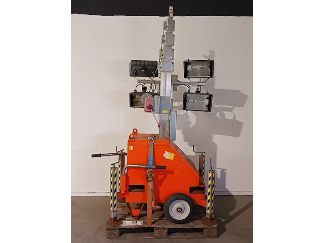 Lichtmast koppelbaar 230v 4x400w hqi mobiel towerlight, linktower, bouwjaar 2014 - afbeelding 1 van  24