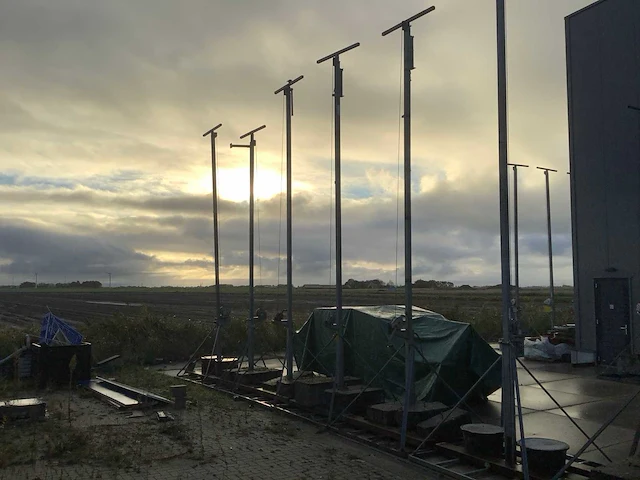 Lichtmast neerhaalbaar (5x) - afbeelding 1 van  11
