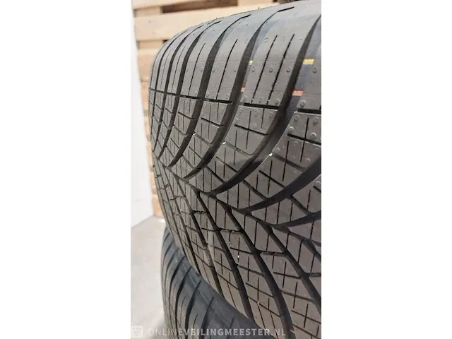 Lichtmetalen velgenset 19 inch kia, type b met bridgestone banden, bouwjaar 2023 - afbeelding 13 van  14