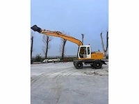 Liebherr - 1999 - a 900 b - banden graafmachine - afbeelding 2 van  26