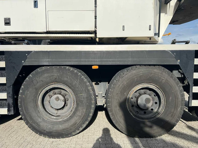 Liebherr - 2000 - ltm1060/2 - telescoopkraan - afbeelding 19 van  22