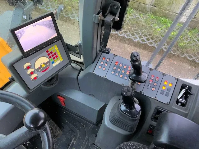 Liebherr - 556 - shovel - afbeelding 10 van  22