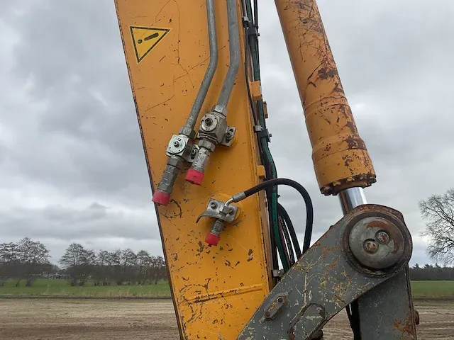 Liebherr - 916 - rupsgraafmachine - afbeelding 6 van  42
