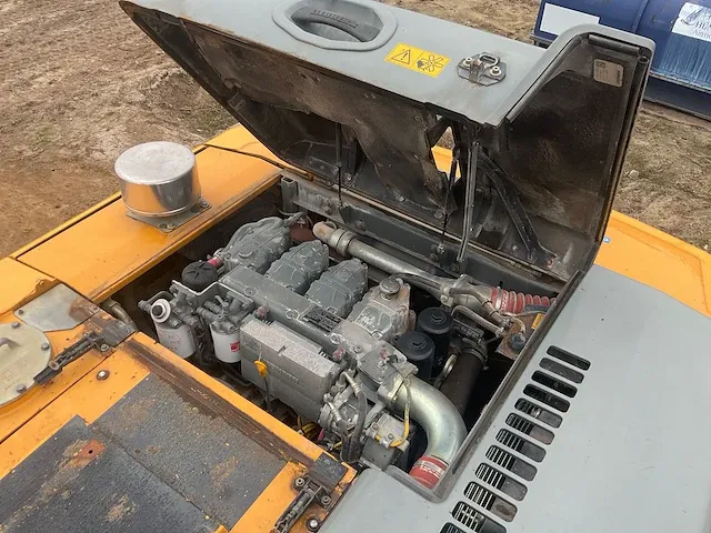 Liebherr - 916 - rupsgraafmachine - afbeelding 33 van  42