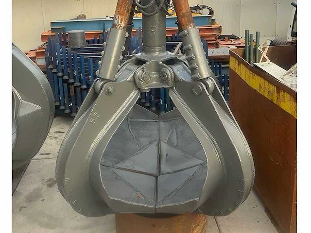 Liebherr - grijper 4 schalen 600l - overige machine toebehoren - afbeelding 1 van  4