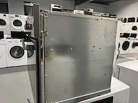 Liebherr - liebherr koelkast + whirlpool inbouw oven + sharp magnetron - afbeelding 7 van  21