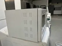 Liebherr - liebherr koelkast + whirlpool inbouw oven + sharp magnetron - afbeelding 10 van  21