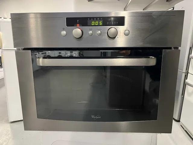 Liebherr - liebherr koelkast + whirlpool inbouw oven + sharp magnetron - afbeelding 19 van  21