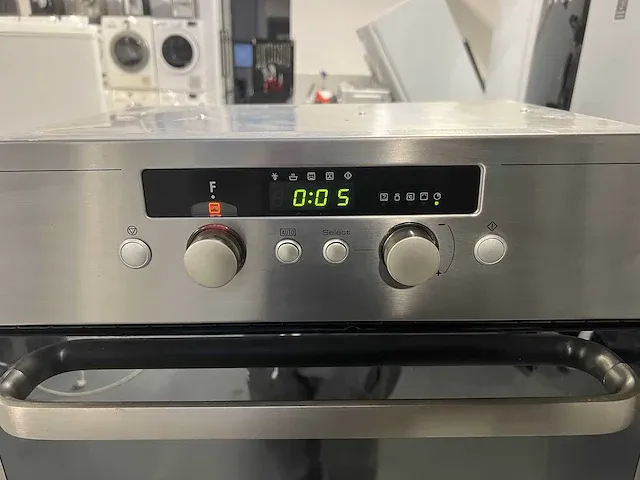 Liebherr - liebherr koelkast + whirlpool inbouw oven + sharp magnetron - afbeelding 21 van  21