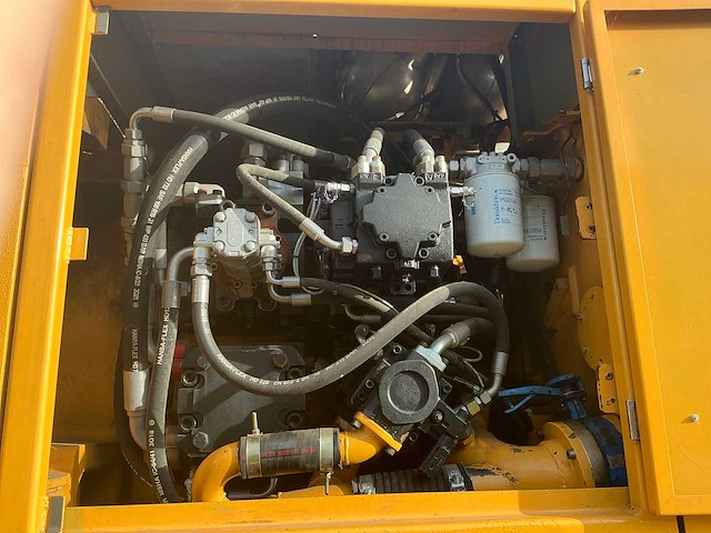 Liebherr a 934 c overslag kraan - afbeelding 15 van  78