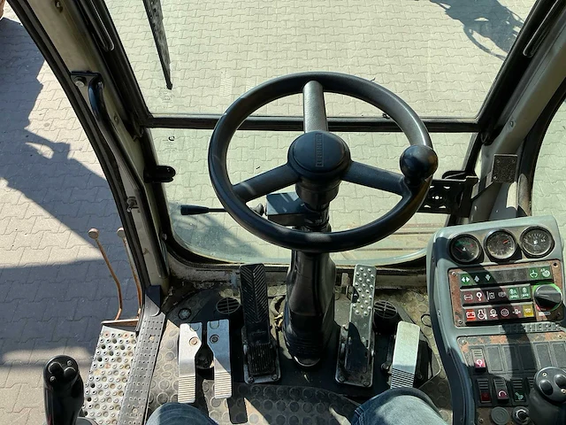 Liebherr a314 litronic banden graafmachine / mobiele kraan - afbeelding 52 van  58