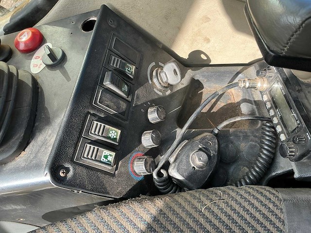 Liebherr a314 litronic banden graafmachine - afbeelding 17 van  30