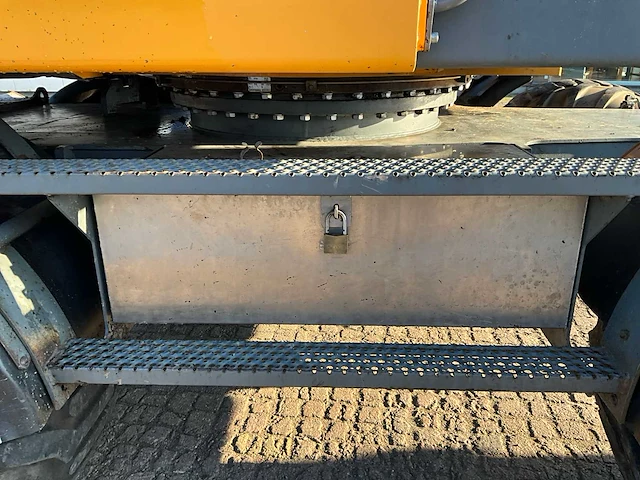 Liebherr a314 litronic mobiele graafmachine - afbeelding 17 van  50