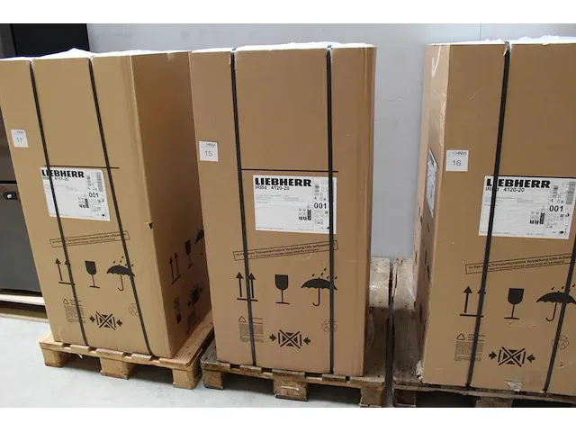 Liebherr irbd 4120-20 inbouw koelkast. 189 liter. breedte 56 cm. diepte 55 cm. nishoogte 122 cm. - afbeelding 2 van  4