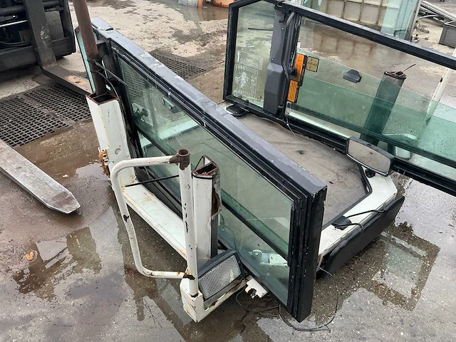 Liebherr shovel cabine onderdelen - afbeelding 9 van  15