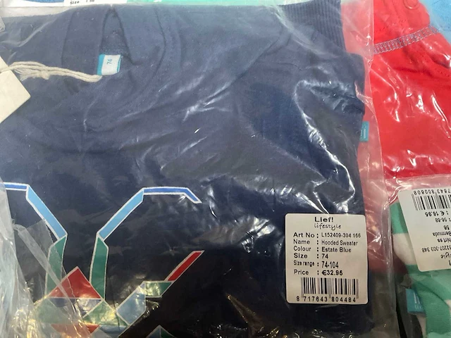 Lief! kinderkleding (375x) - afbeelding 15 van  23