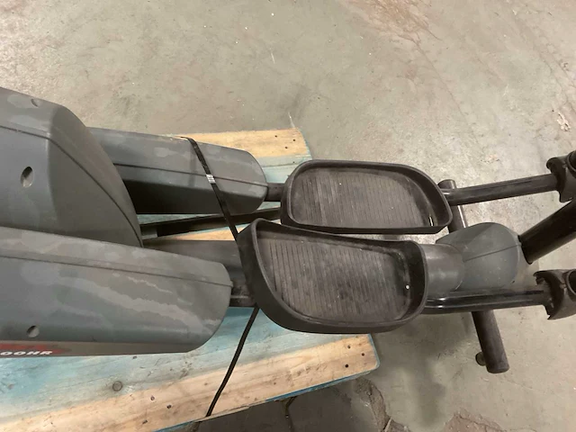 Life fitness 9500hr crosstrainer - afbeelding 6 van  7