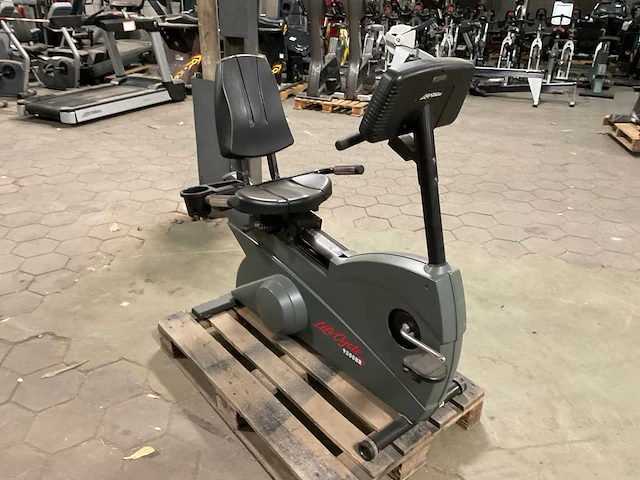 Life fitness 9500hr home trainer - afbeelding 3 van  5