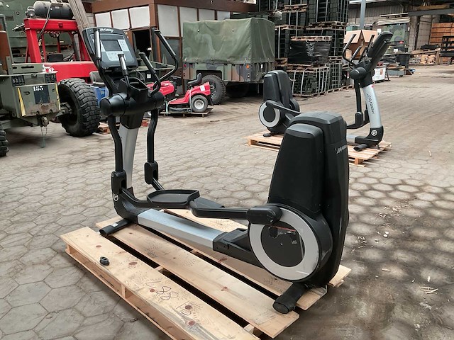 Life fitness 95xs crosstrainer - afbeelding 4 van  6