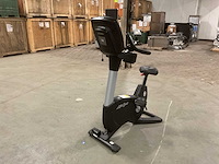 Life fitness life cycle home trainer