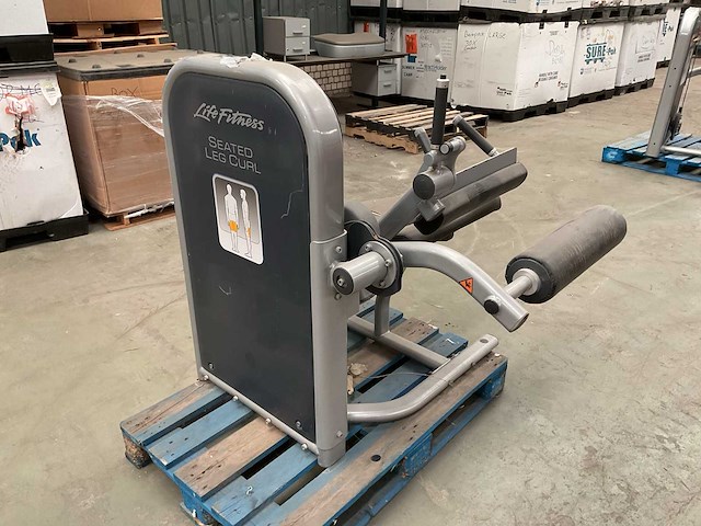 Life fitness seated leg curl - afbeelding 4 van  7