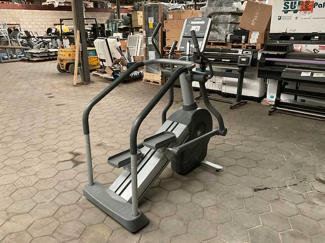Life fitness summit trainer crosstrainer - afbeelding 1 van  6